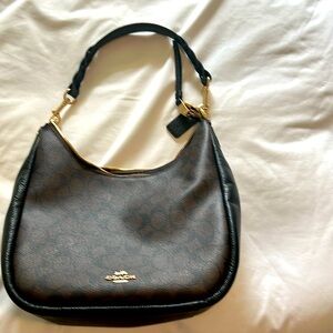 Beautiful gently used Coach bag